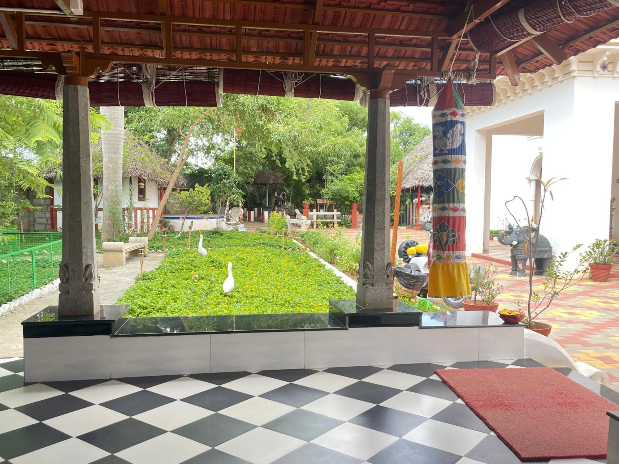 Chola Heritage Resort Karaikkudi Exterior foto